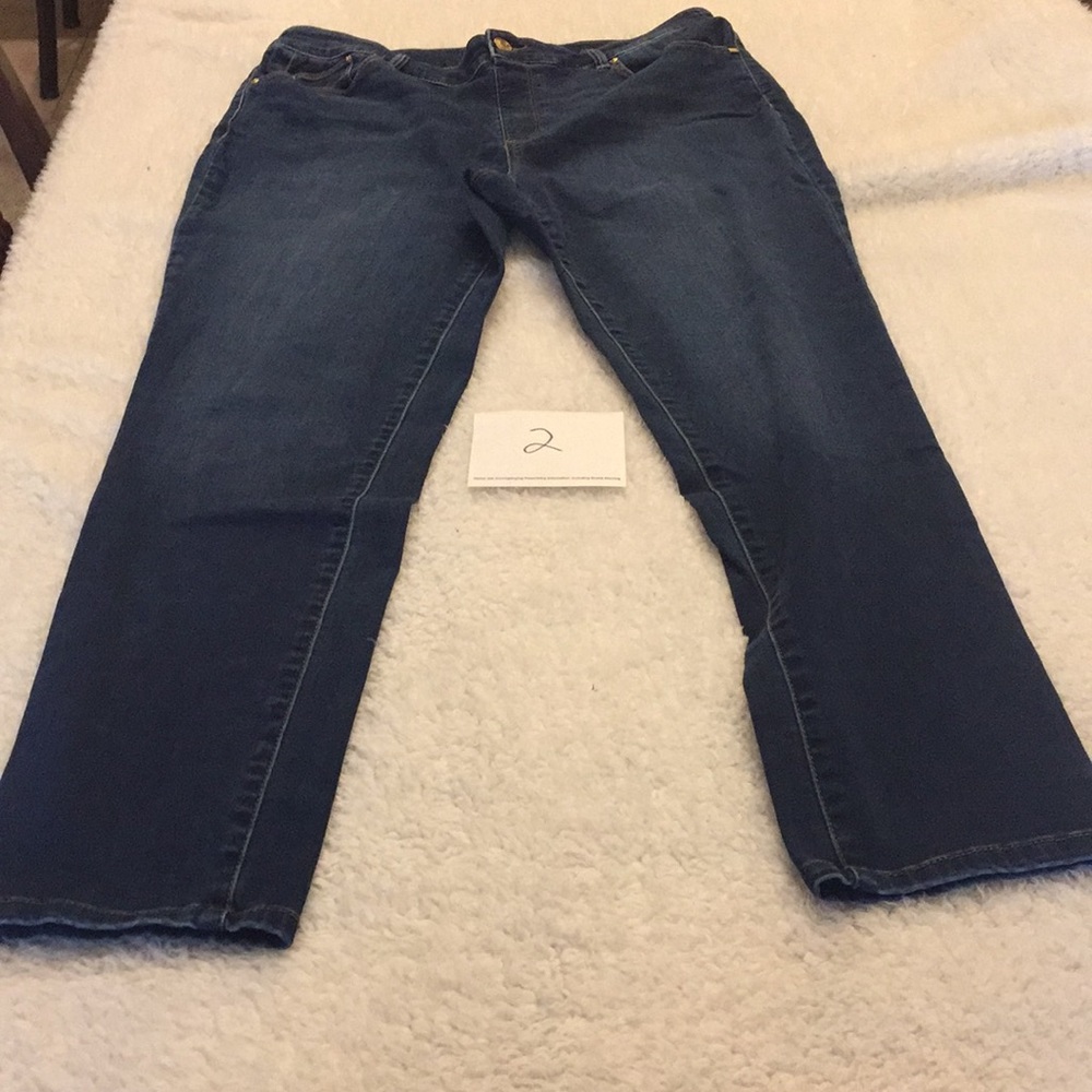 Chico’s Denim jegging
